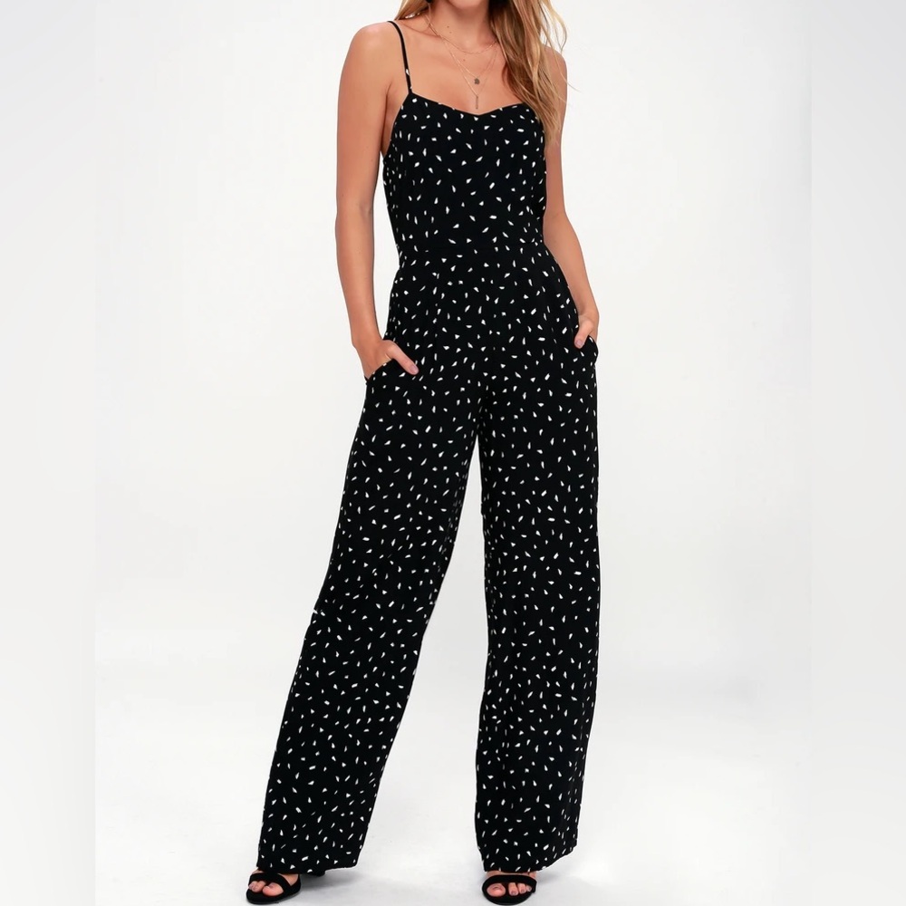 In Demand Black and White Print Sleeveless Wide-Leg Jumpsuit NWOT